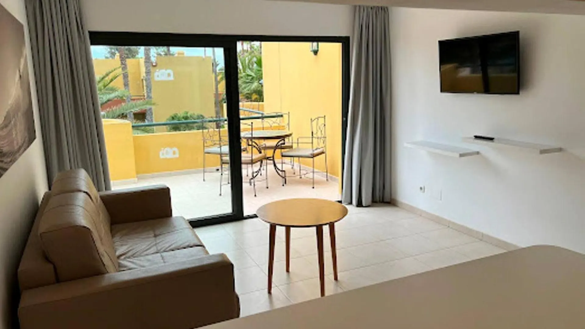 Apartmán Beach Apt With Fast Wifi